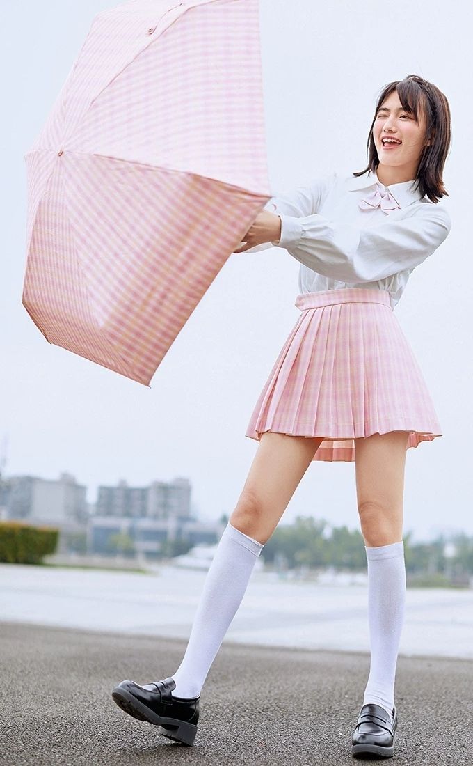 乐町与天堂伞联名推出的jk？恰烂￥第一名