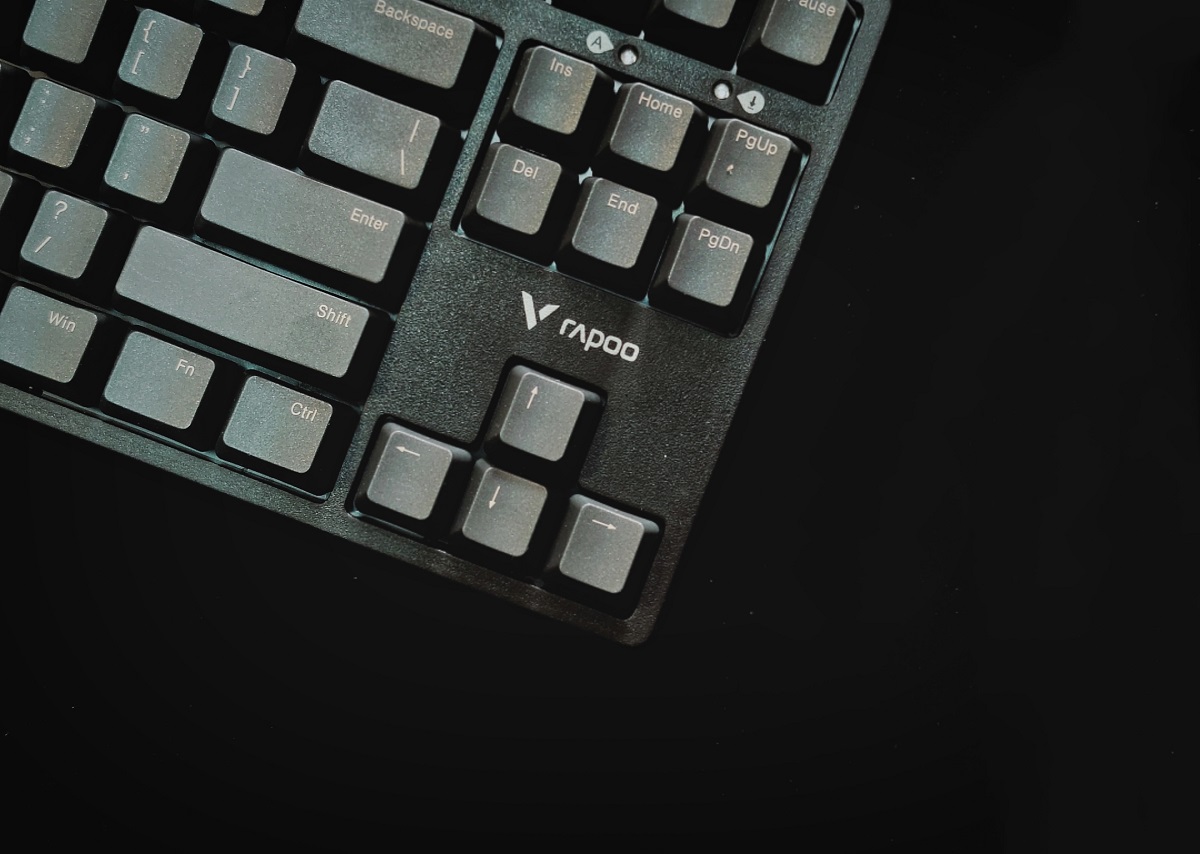 雷柏v860-104机械键盘体验,200元的cherry