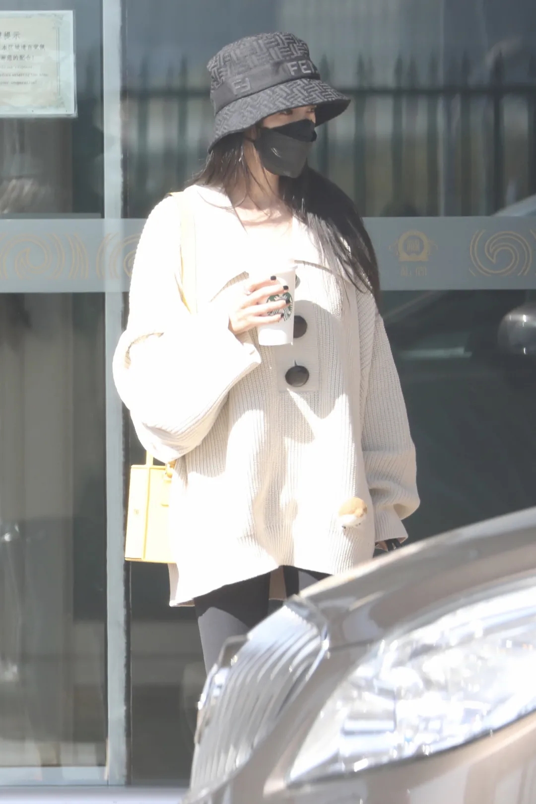 刘雯杨幂同款毛衣,刘雯和杨幂同款毛衣