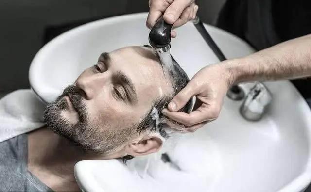 哪种洗发水不适合理发师,理发店为什么不建议洗发水