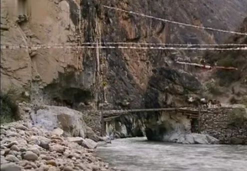 胡歌原型是什么人,胡歌夏伯渝同一天登上珠峰