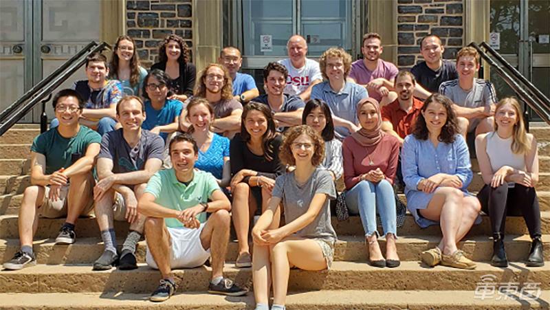 特斯拉加州弗里蒙特超级工厂,特斯拉工厂美国