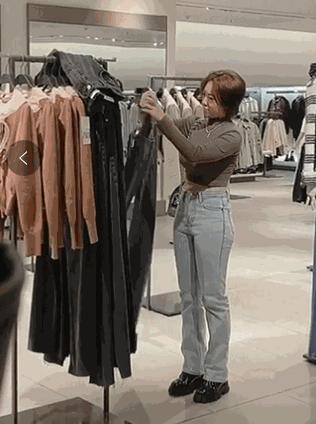 zara的毛裤 (zara新出牛仔裤)