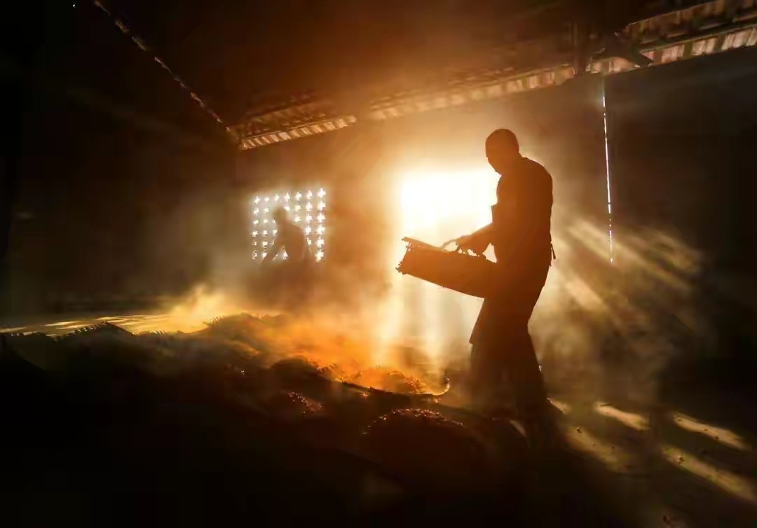 普通年轻人应该去创业还是上班,90后该怎样选择创业和上班