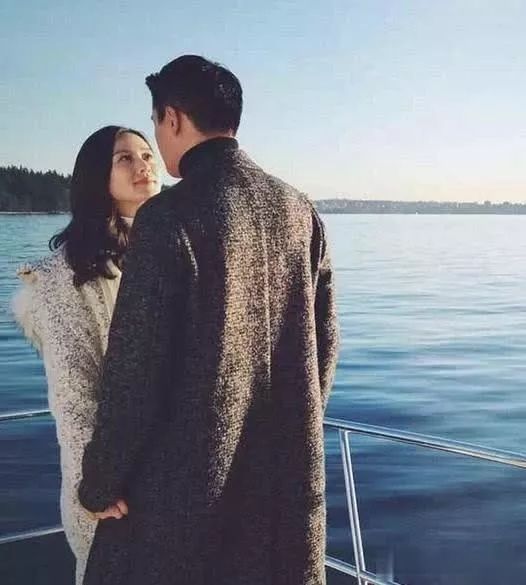 黄毅清爆料黄奕内容,黄毅清被捕后黄奕首露面