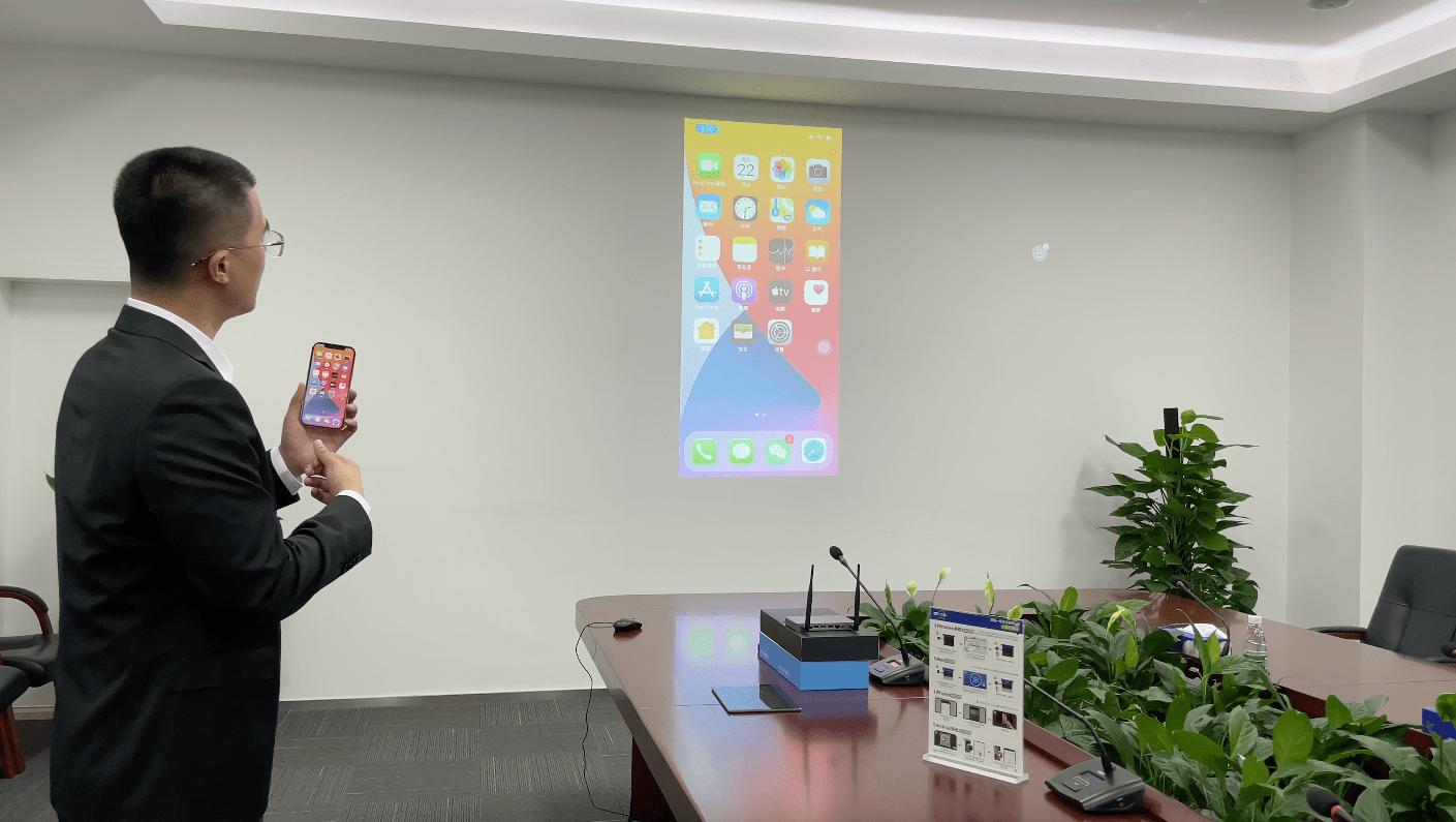 电脑同时投屏到电视和投影仪,笔记本电脑和投影怎么无线连接