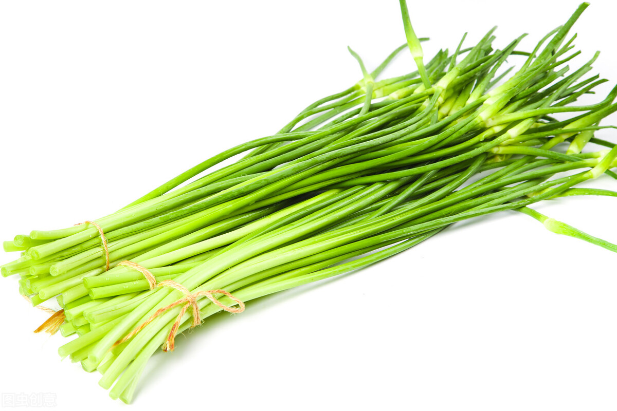 蒜苔和红帽蒜苔有区别吗,蒜苔青帽和红帽有什么区别