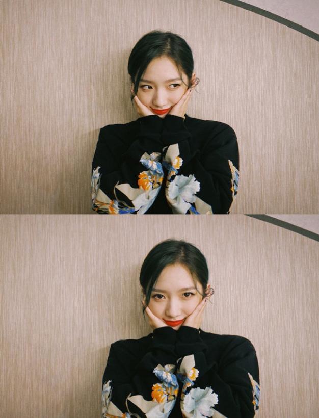 孟美岐粉色衣服搭配图片,孟美岐同款卫衣