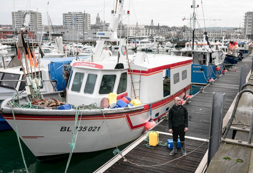 “捕鱼之争”火热升级！法国威胁即将制裁英国，英网民嘲讽马克龙