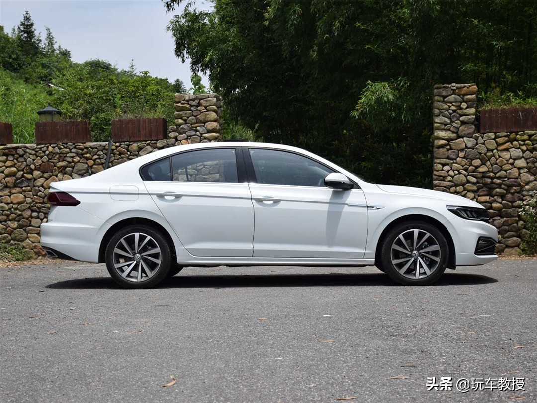 7万买3年大众宝来值吗,7万宝来