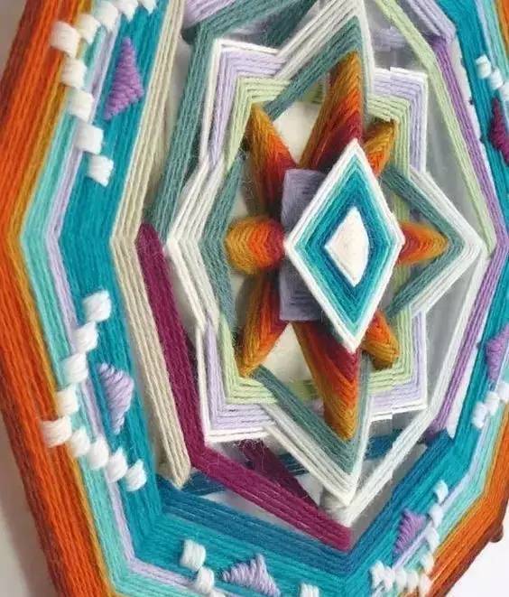 厉害，只用一次性筷子绕上毛线，开出曼荼罗花！附手工教程