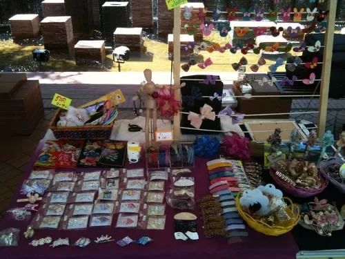 加油|后浪们，可以摆地摊，但不要超过三年