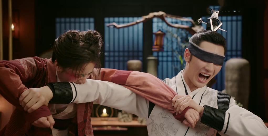 又亲又咬还“壁咚”!《花好月又圆》路子野,“先婚后爱”太上头