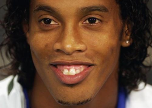 巴西快乐足球,巴西球星罗纳尔迪尼奥纪录片