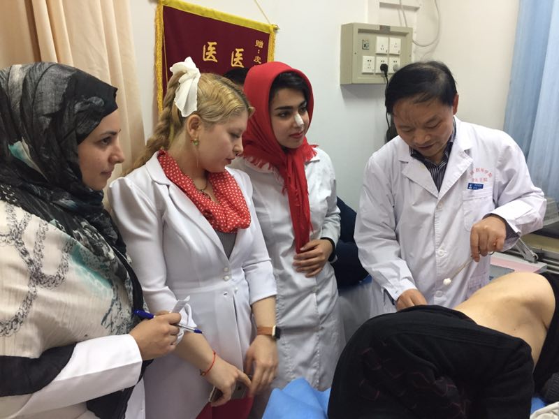 吴中朝：疼痛性疾病调经治筋临证思路与出招