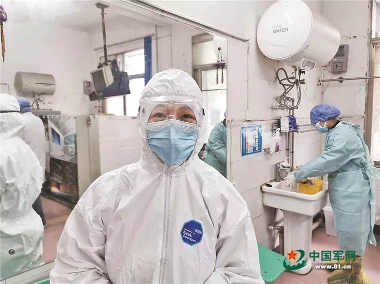 群像｜抗疫一线，那些义无反顾的“逆行者”