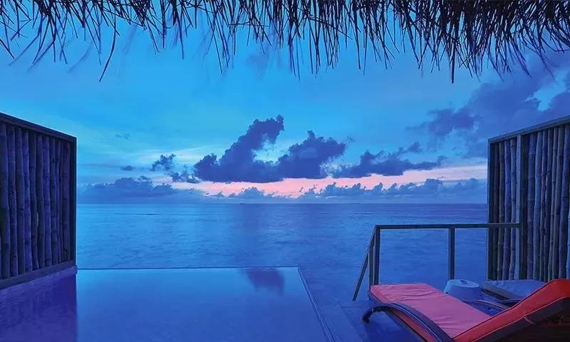 马尔代夫七星选岛全攻略,马尔代夫沙滩别墅出海游泳