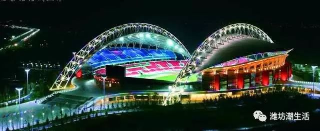 800万的体育场,8000座体育馆