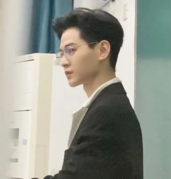 素人帅哥闪照合集,素人帅哥集锦