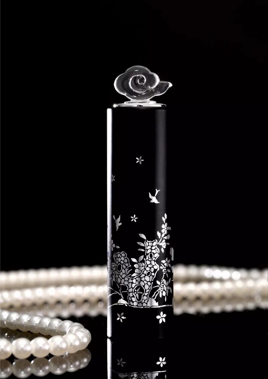 故宫百花齐放口红文创,故宫淘宝和故宫文创的口红一样