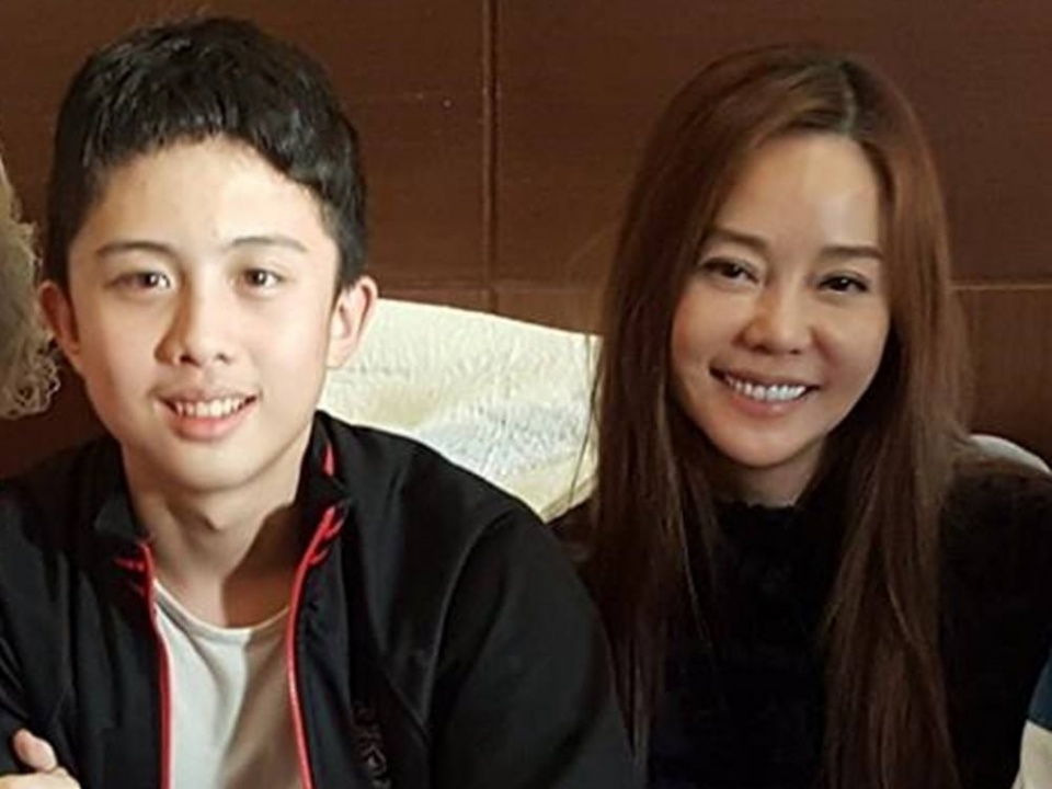 育儿12岁男孩有逆反心理,小孩子爱母情结的表现