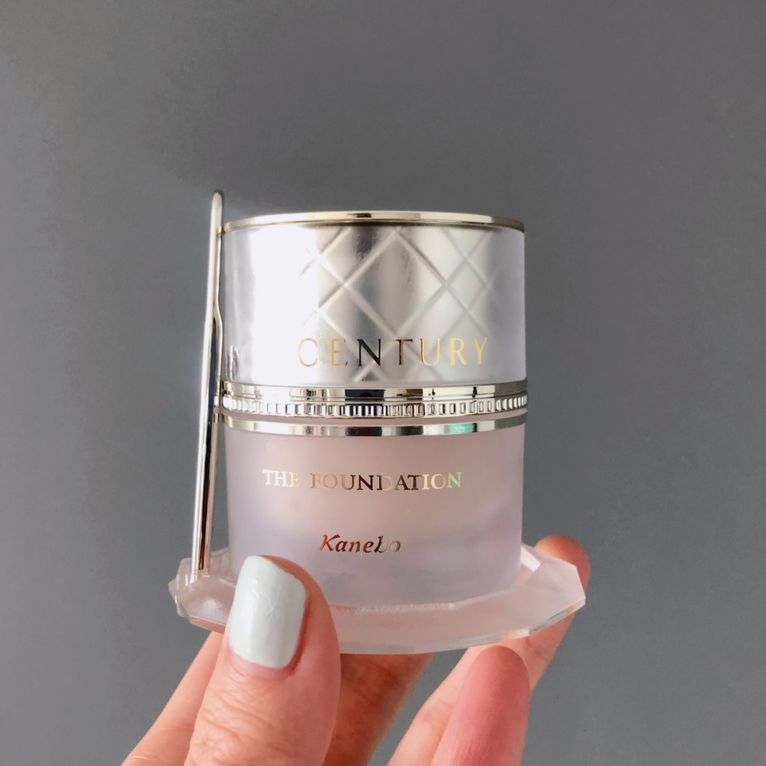 嘉娜宝粉底霜适合什么肤质,李佳琦嘉娜宝贵妇粉底霜