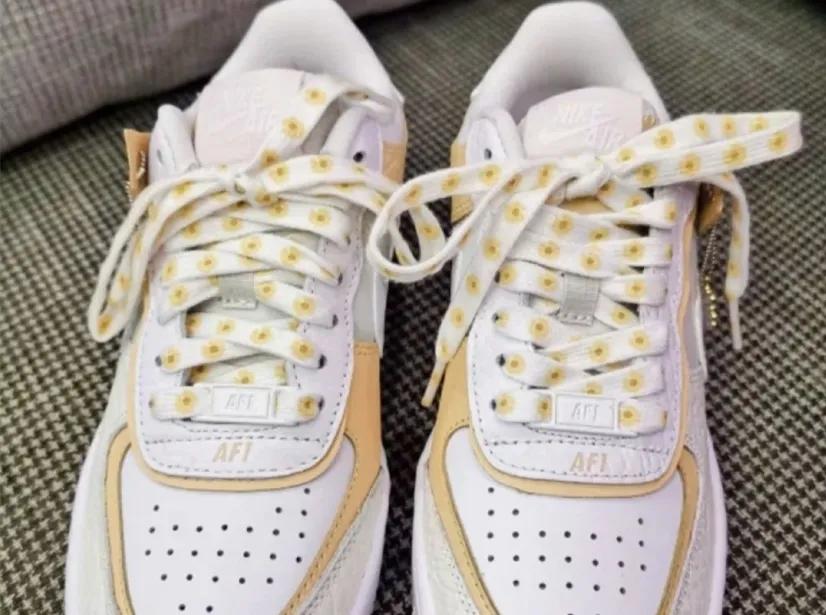 烂大街小白鞋还有吗,烂街的小白鞋推荐