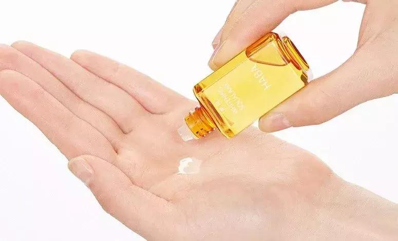 盘点日本最受欢迎的7款美白精华！平价和大牌究竟差在哪里？