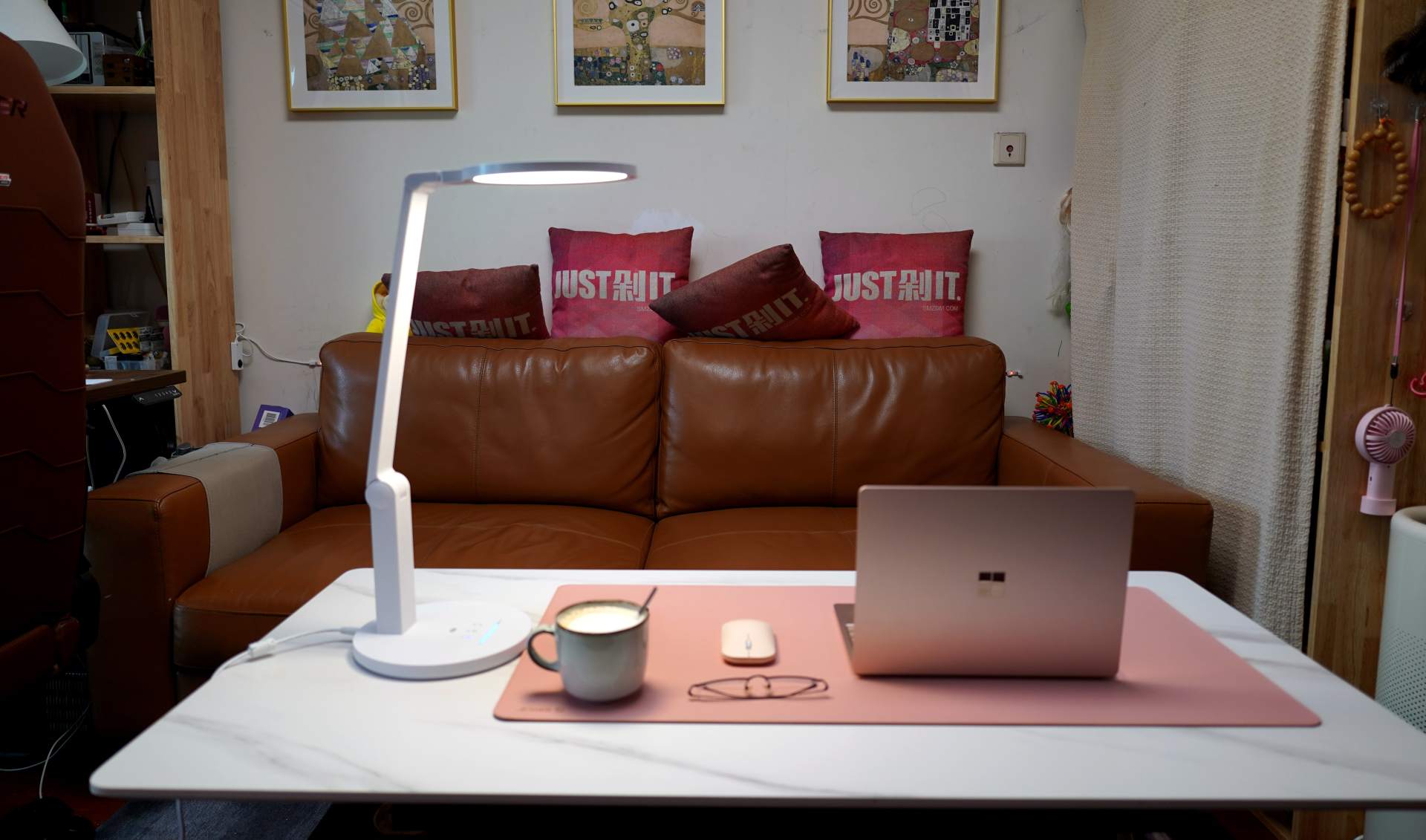 护眼台灯台式和落地款如何选,高性价比护眼台灯选择