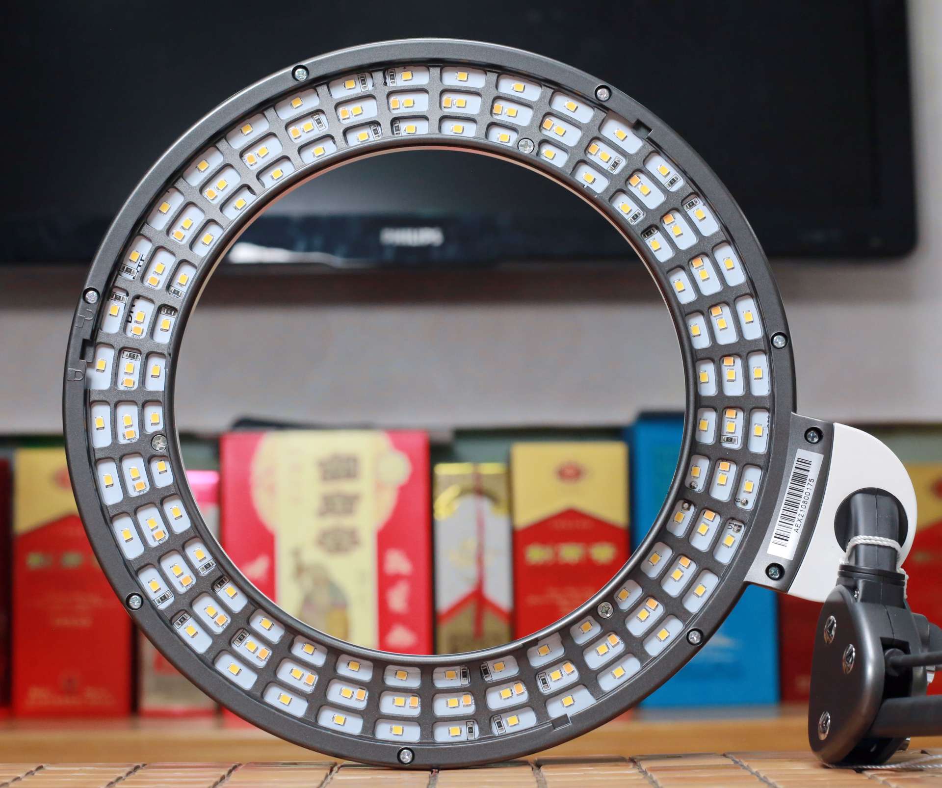 爱德华台灯真的很好吗,护眼台灯爱德华