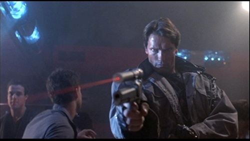 施瓦辛格终结者装备,施瓦辛格终结者机枪