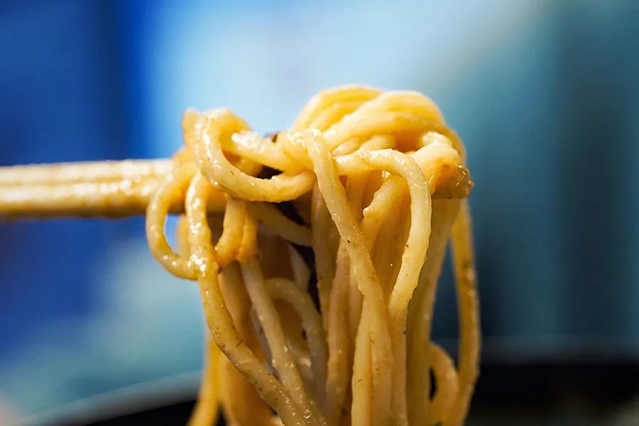 请了百万设计师的沈大成网店，我吃了个通关