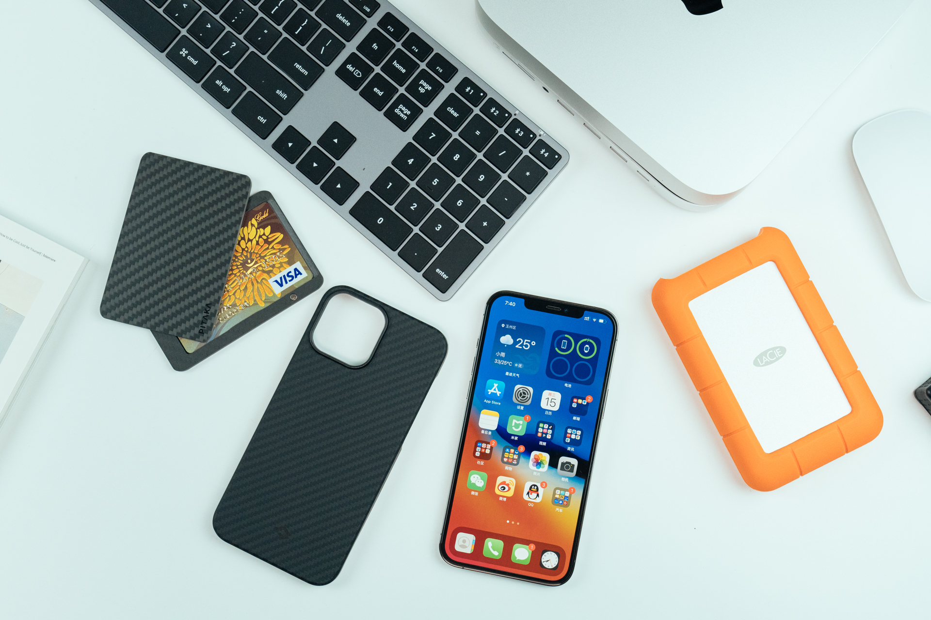 iphone13磁吸降温手机壳,iphone13手机壳磁吸防尘