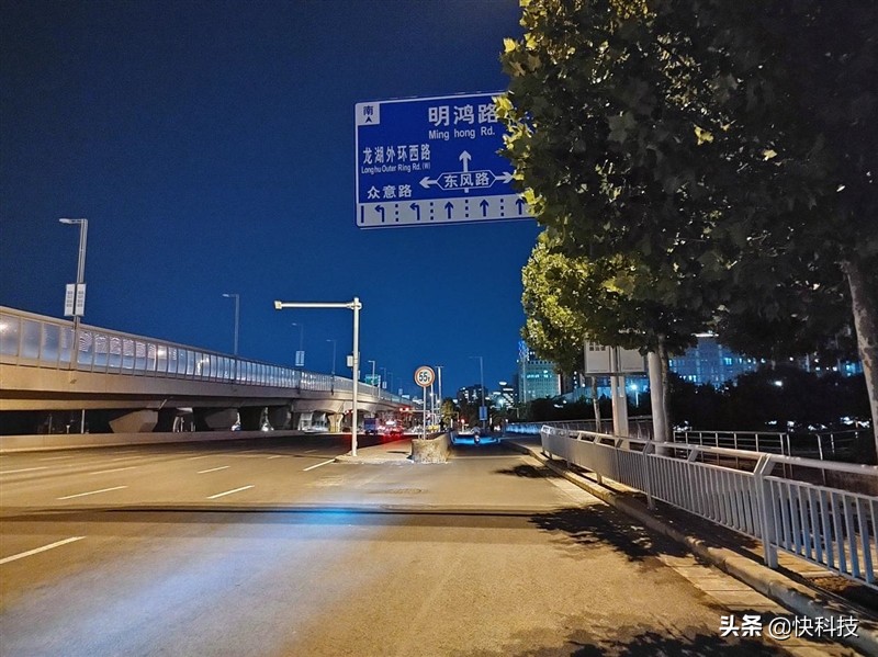 摩托罗拉edge轻奢版和摩托罗拉s30,摩托罗拉edge轻奢版跑分多少