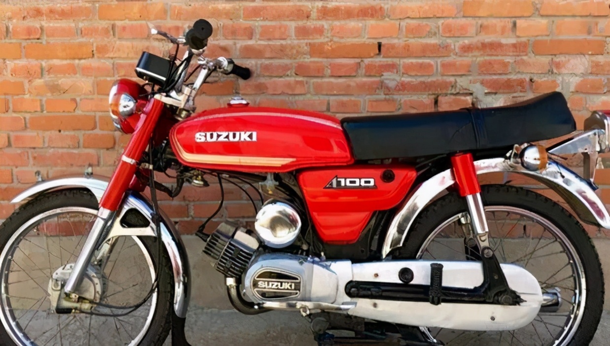 摩托车链条到底要不要加机油,摩托车链条有必要上油吗