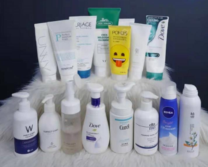 还在用这几款洗面奶离烂脸不远了,三种公认烂脸的洗面奶