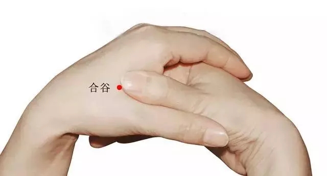 乳房下垂、增生、癌变，艾灸对应哪些经络穴位？