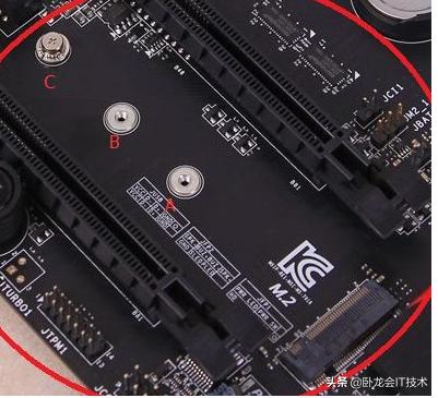 m.2接口sata实际使用差别大吗,sata接口m.2接口哪个先识别