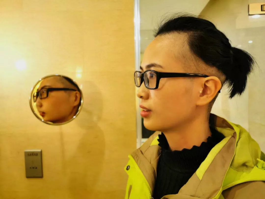 最帅的托尼老师成都,成都最帅最贵的托尼老师你会选谁