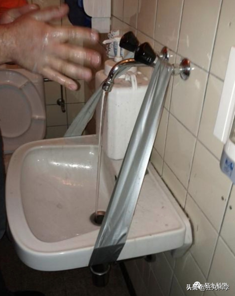 原来胶带也可以当粘粘球来玩,原来胶带还能这样用