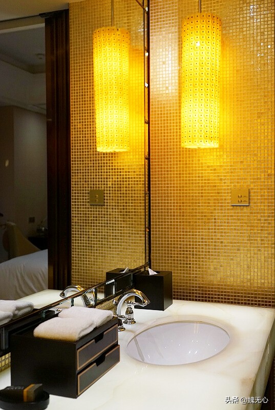 义乌印象城附近的酒店推荐,义乌世贸精品酒店国际商贸城店