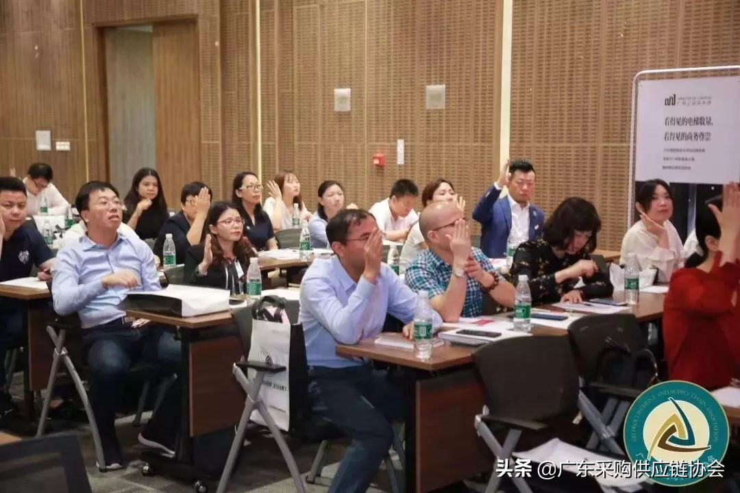 热烈祝贺集团年会圆满成功,热烈祝贺首届电商发展大会