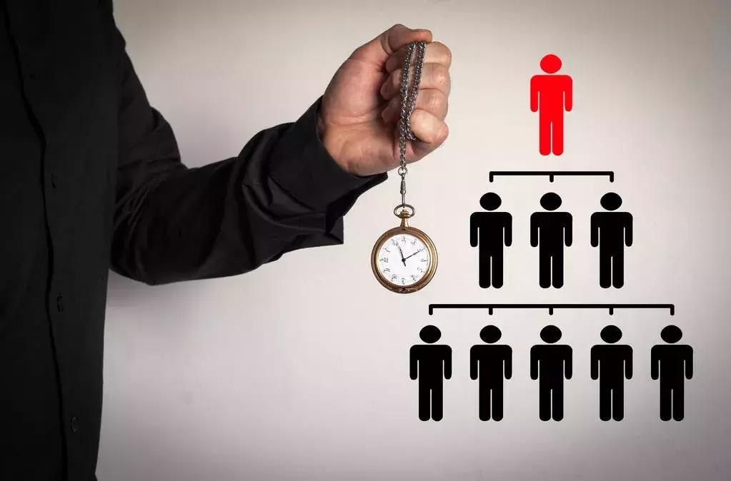 女子在理发店被先奸后杀，11年后落网嫌犯却供述“先杀后奸”……|深夜有聊