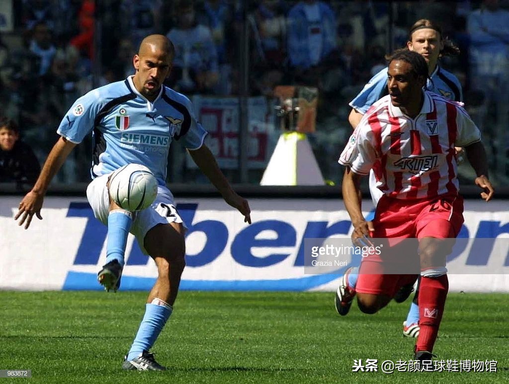 脚踏虎爪靴的神奇巫师，35岁参加世界杯，41岁复出只为母队上座率