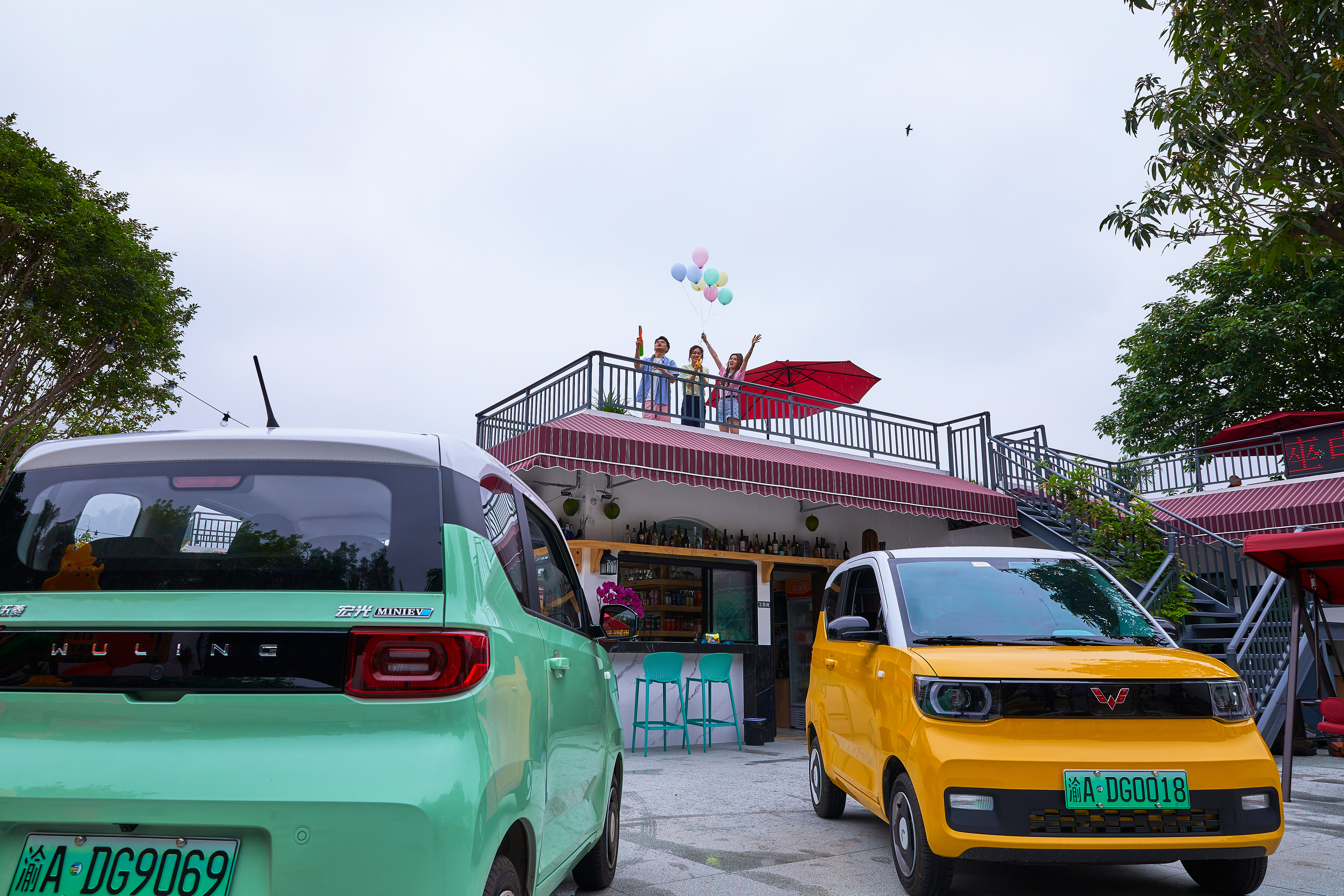 重庆新世纪百货凯瑞商都8周年,新世纪百货凯瑞商都抖音直播