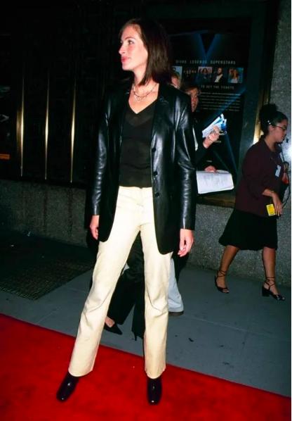 一套时尚精致气质西装,一套西装带来的气场