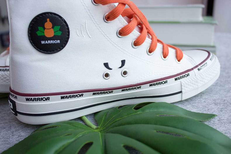 回力联名葫芦娃低帮,回力黑高帮帆布鞋是谁同款