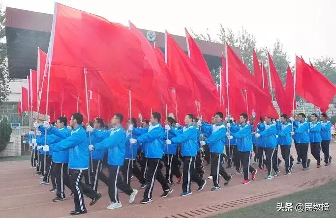 石家庄精英中学校长李金池纪录片,石家庄精英中学校长李金池被采访