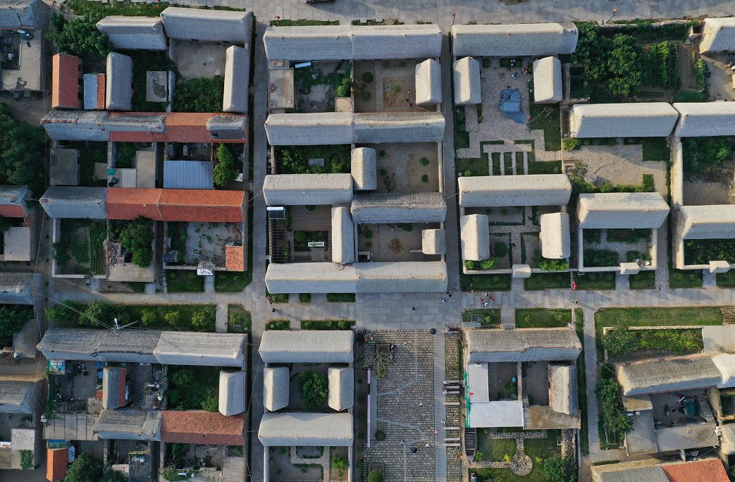 种草一个被遗忘的小岛，背山靠海，拥有山东最美的“童话屋”，美到窒息！