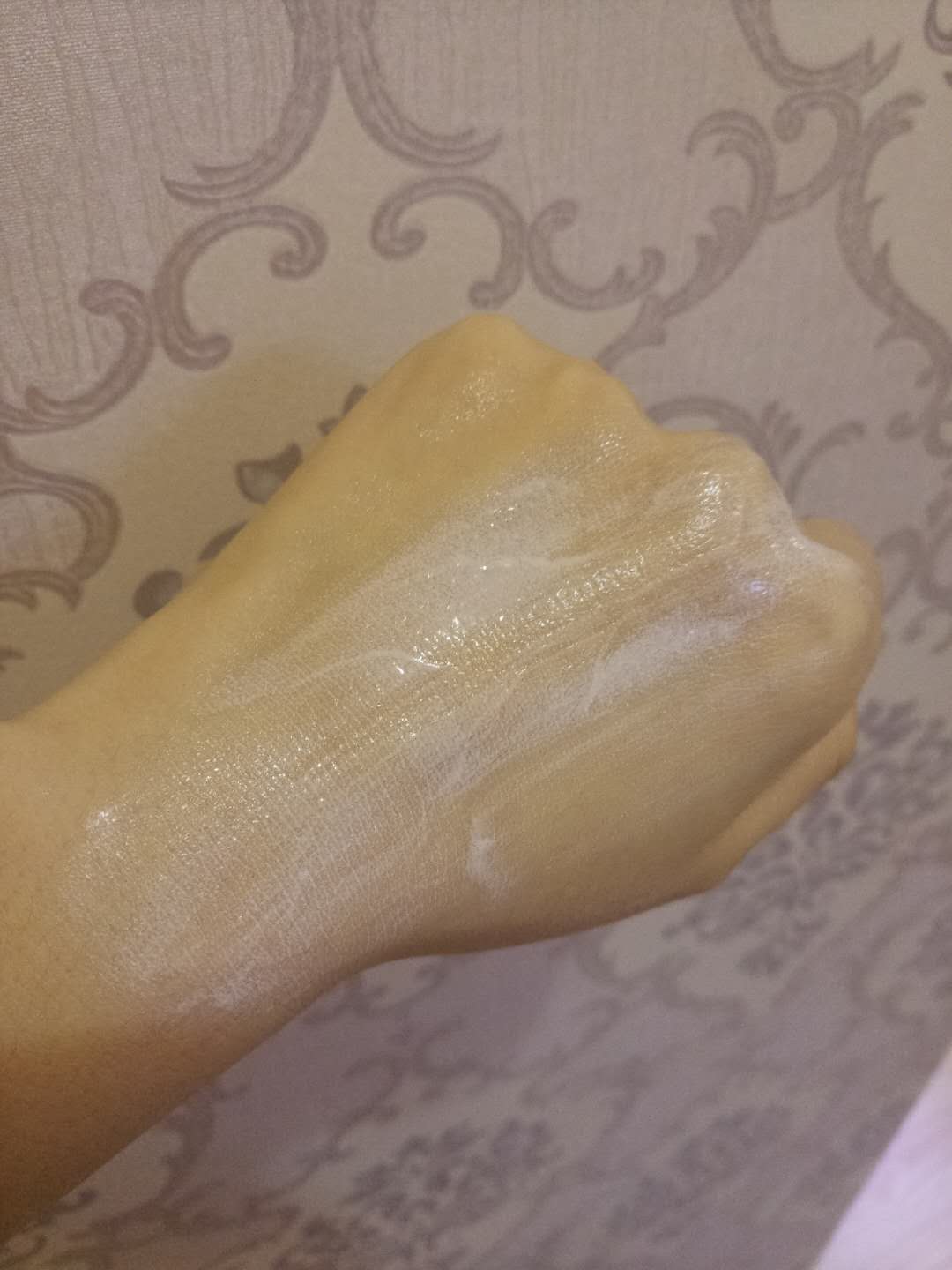 为什么用兰蔻粉水湿敷刺痛感很强,兰蔻粉水干皮怎么用